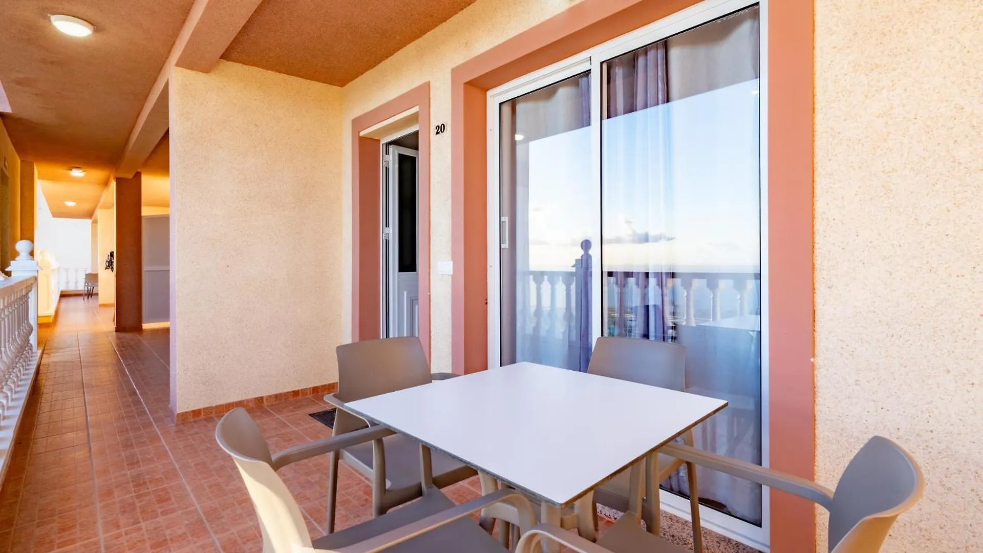 公寓式酒店 Los Menores Sea View 阿德耶
